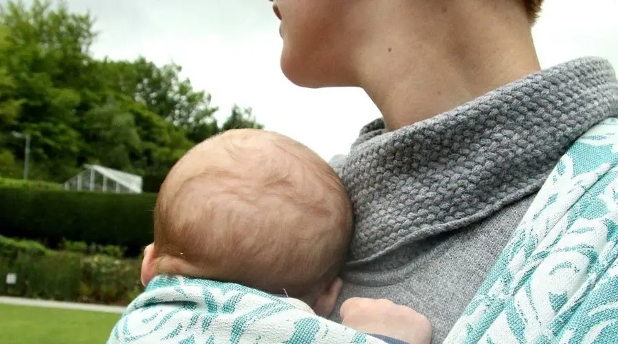 How to make your own baby carrier? WeTheParents