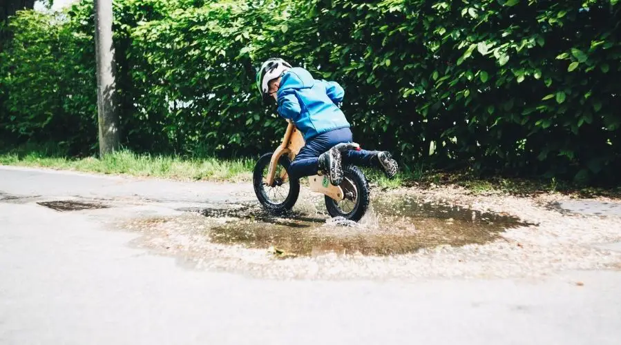 A Guide to Learning to Ride a Balance Bike